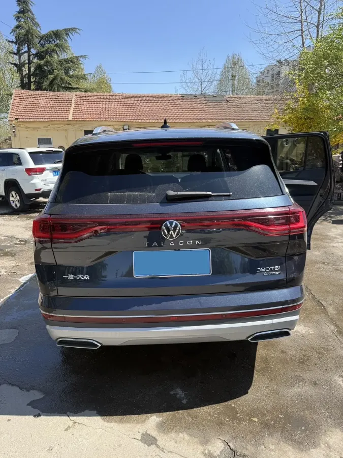 2021 Volkswagen Talagon 2.0T 220HP L4 7DCT,autocango,china used car exporter,china ev exporter,chinese used car exporter,chinese used ev exporter