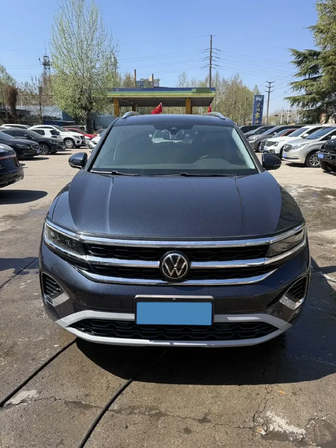 2021 Volkswagen Talagon 2.0T 220HP L4 7DCT,autocango,china used car exporter,china ev exporter,chinese used car exporter,chinese used ev exporter