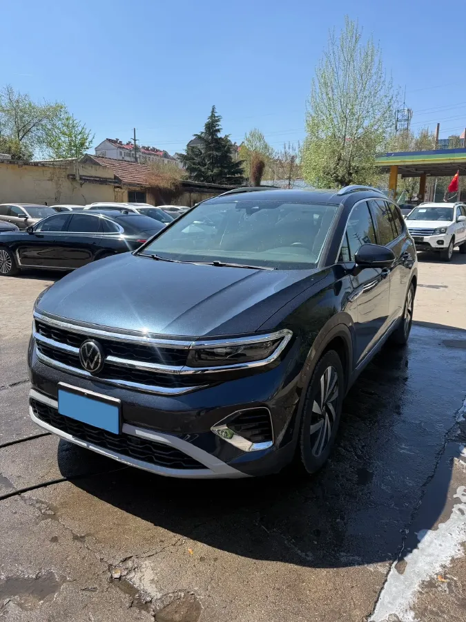 2021 Volkswagen Talagon 2.0T 220HP L4 7DCT,autocango,china used car exporter,china ev exporter,chinese used car exporter,chinese used ev exporter