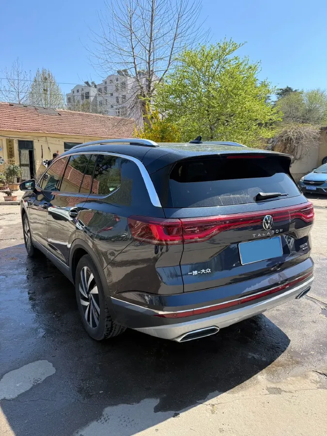 2021 Volkswagen Talagon 2.0T 220HP L4 7DCT,autocango,china used car exporter,china ev exporter,chinese used car exporter,chinese used ev exporter