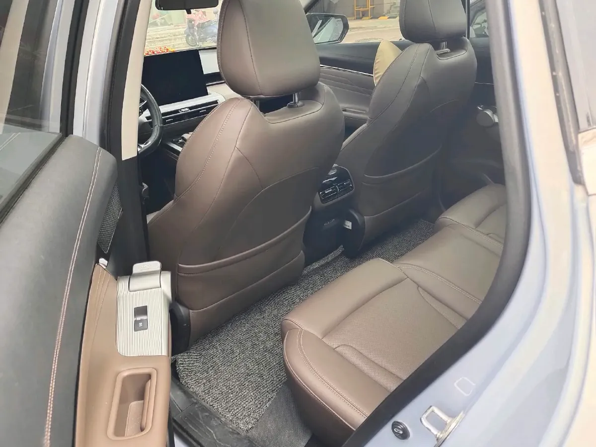 2024 GAC Trumpchi GS4 1.5T 177HP L4 7DCT,autocango,china used car exporter,china ev exporter,chinese used car exporter,chinese used ev exporter