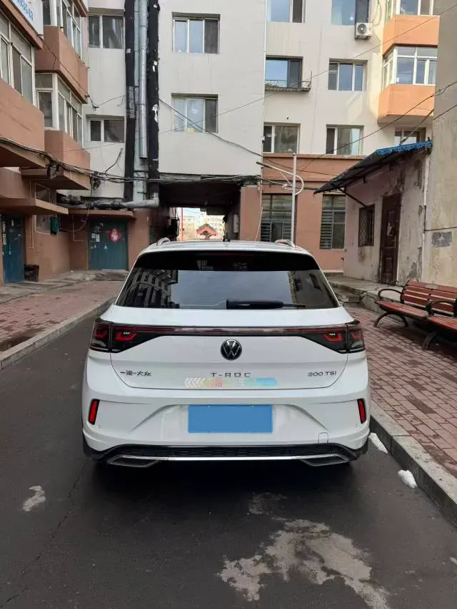 2023 Volkswagen T-Roc 1.5T 160HP L4 7DCT,autocango,china used car exporter,china ev exporter,chinese used car exporter,chinese used ev exporter