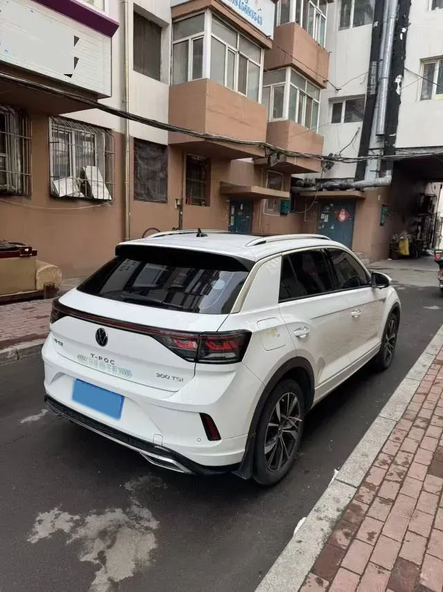 2023 Volkswagen T-Roc 1.5T 160HP L4 7DCT,autocango,china used car exporter,china ev exporter,chinese used car exporter,chinese used ev exporter