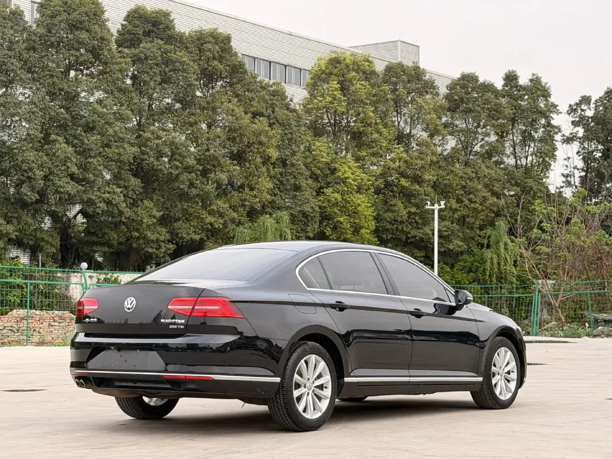 2018 Volkswagen Magotan 1.4T 150HP L4 7DCT,autocango,china used car exporter,china ev exporter,chinese used car exporter,chinese used ev exporter