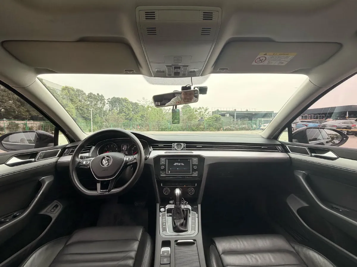 2018 Volkswagen Magotan 1.4T 150HP L4 7DCT,autocango,china used car exporter,china ev exporter,chinese used car exporter,chinese used ev exporter