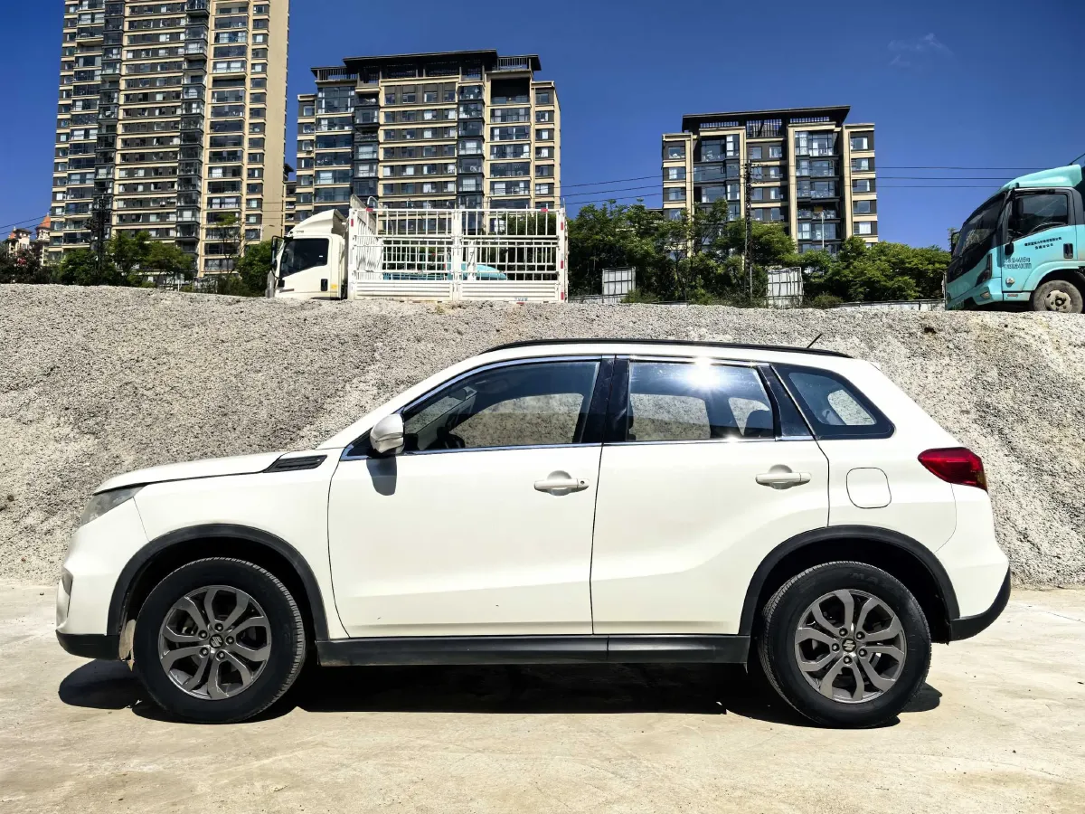 2016 Suzuki Vitara 1.6L 122HP L4 5MT,autocango,china used car exporter,china ev exporter,chinese used car exporter,chinese used ev exporter