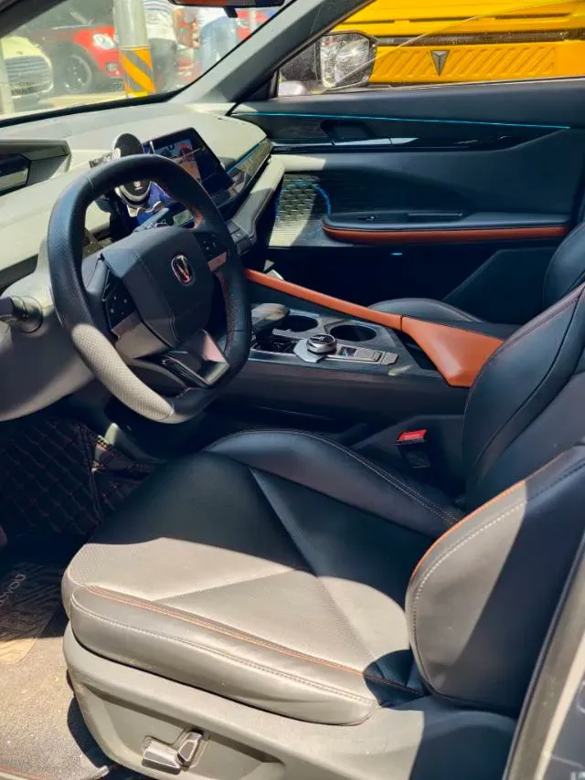 2022 ChangAn UNI-V 1.5T 188HP L4 7DCT,autocango,china used car exporter,china ev exporter,chinese used car exporter,chinese used ev exporter