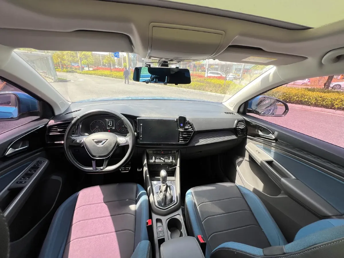 2020 Jetta VS7 1.4T 150HP L4 6AT,autocango,china used car exporter,china ev exporter,chinese used car exporter,chinese used ev exporter