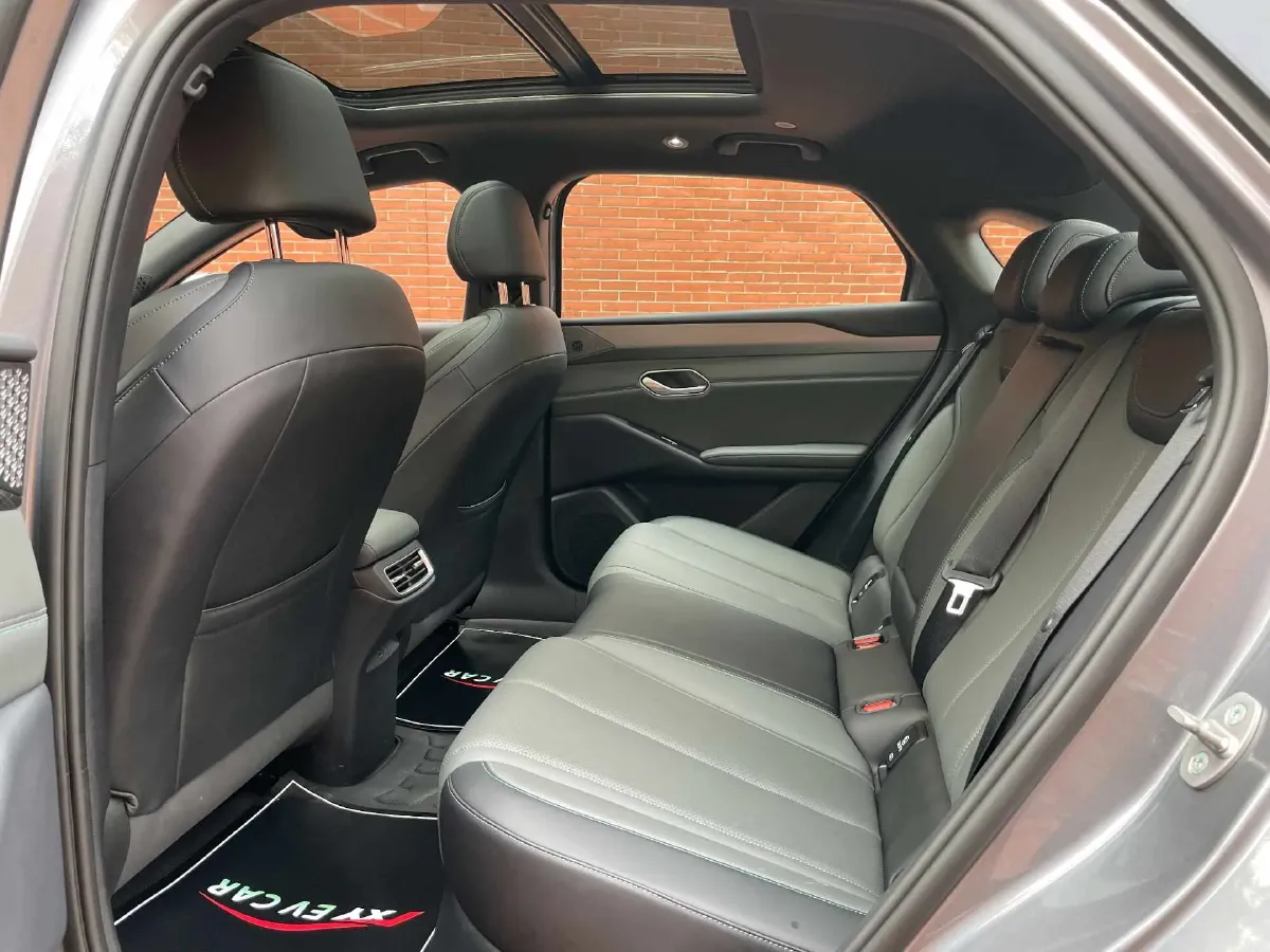 2025 BYD QinL BEV,autocango,china used car exporter,china ev exporter,chinese used car exporter,chinese used ev exporter