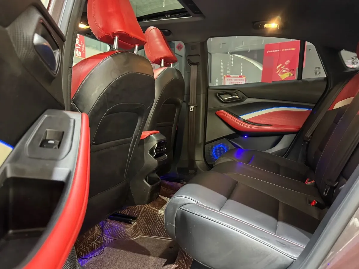 2021 MG 5 1.5L 120HP L4 5MT,autocango,china used car exporter,china ev exporter,chinese used car exporter,chinese used ev exporter