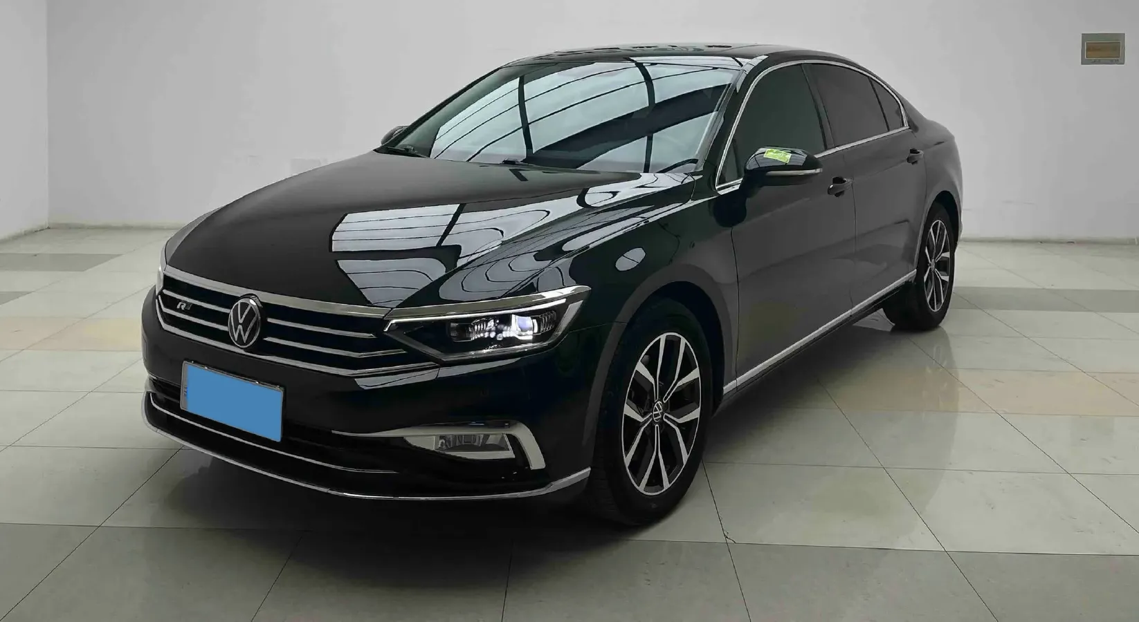 2020 Volkswagen Magotan 2.0T 186HP L4 7DCT,autocango,china used car exporter,china ev exporter,chinese used car exporter,chinese used ev exporter