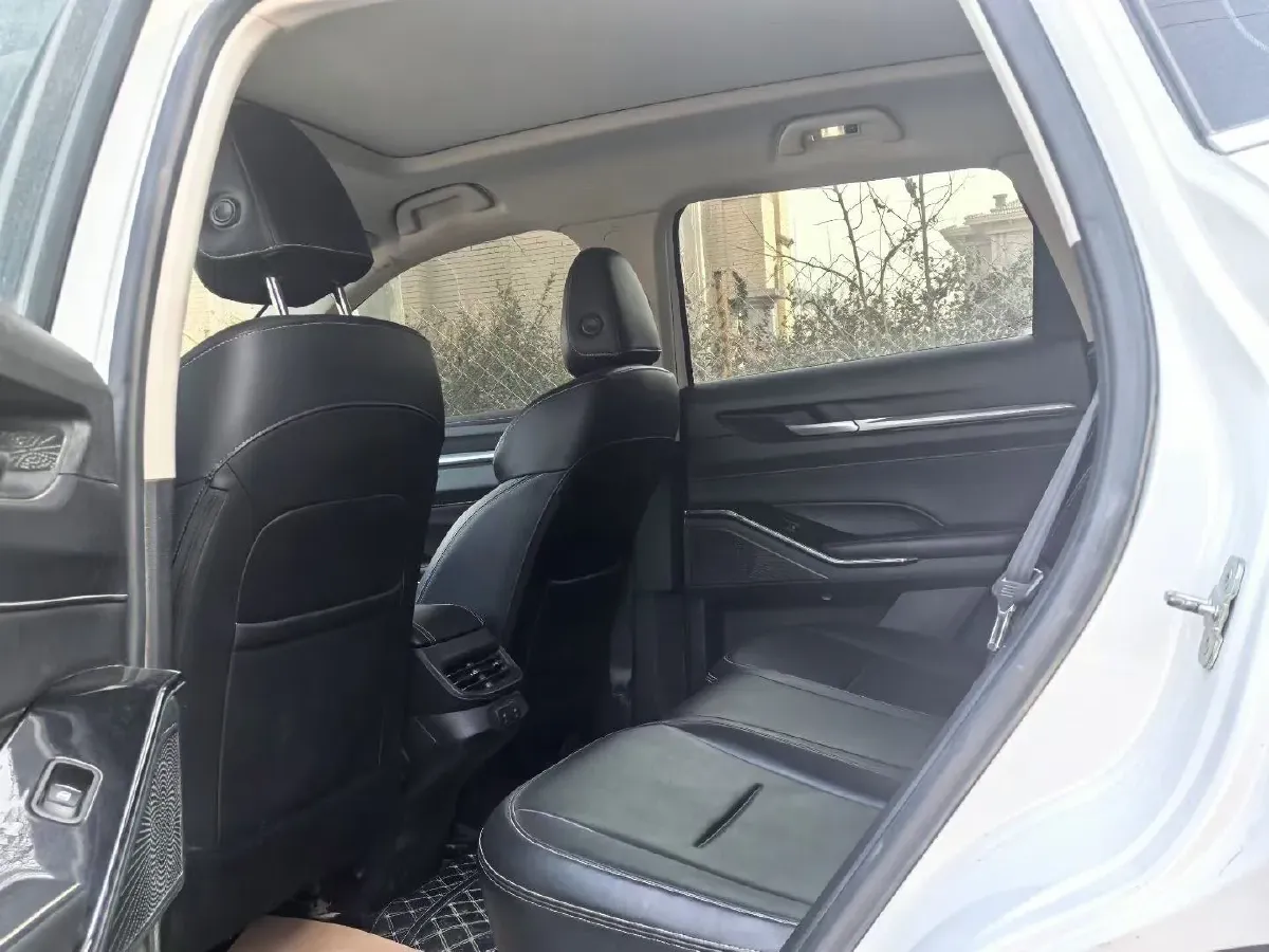 2021 Haval H6 2.0T 211HP L4 7DCT,autocango,china used car exporter,china ev exporter,chinese used car exporter,chinese used ev exporter