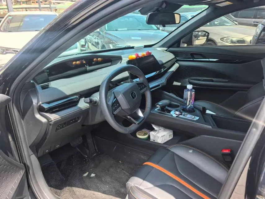 2024 ChangAn UNI-V 1.5T 188HP L4 7DCT,autocango,china used car exporter,china ev exporter,chinese used car exporter,chinese used ev exporter