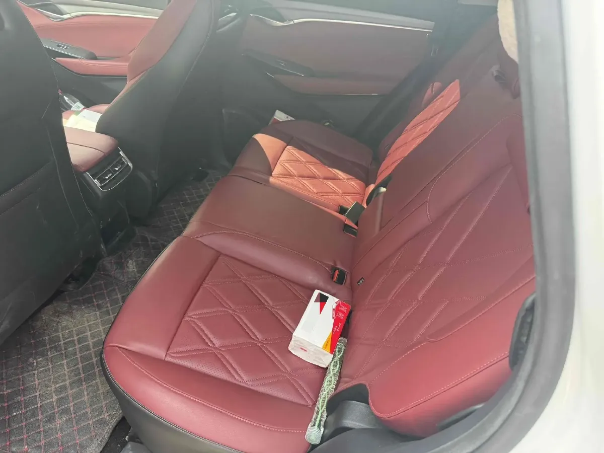 2022 ChangAn CS75 Plus 2.0T 233HP L4 8AT,autocango,china used car exporter,china ev exporter,chinese used car exporter,chinese used ev exporter