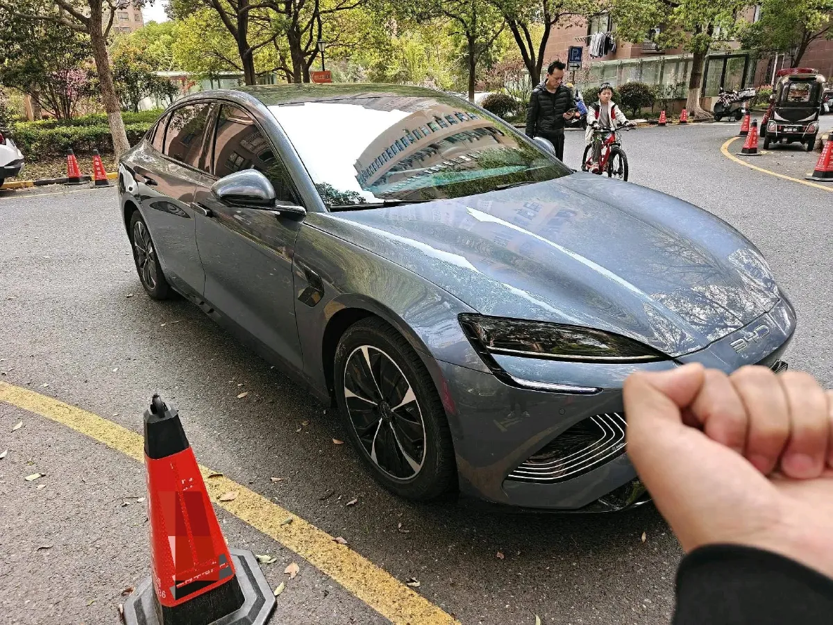 2023 BYD Seal BEV 61.4KWH,autocango,china used car exporter,china ev exporter,chinese used car exporter,chinese used ev exporter