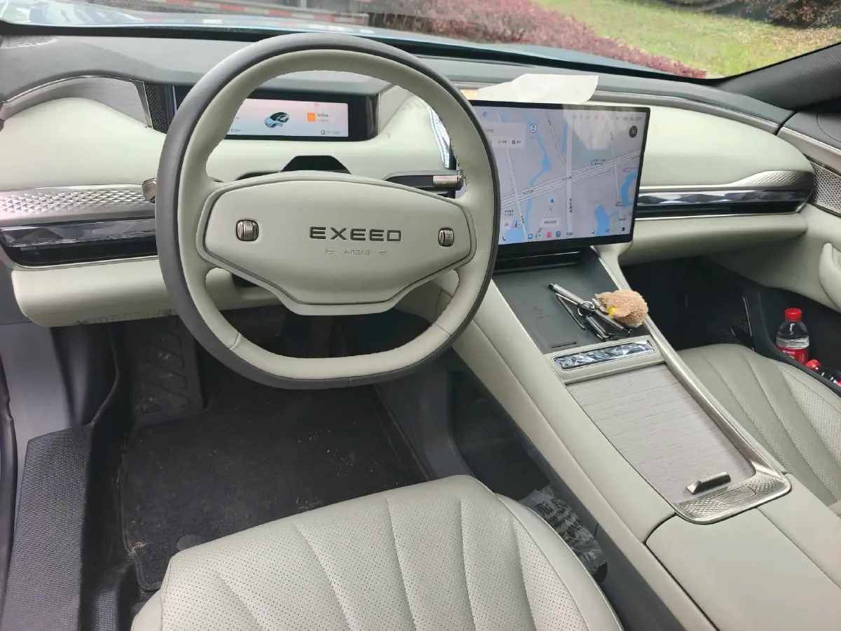 2024 Jaguar E-PACE 1.5T 200HP L3 8AT,autocango,china used car exporter,china ev exporter,chinese used car exporter,chinese used ev exporter