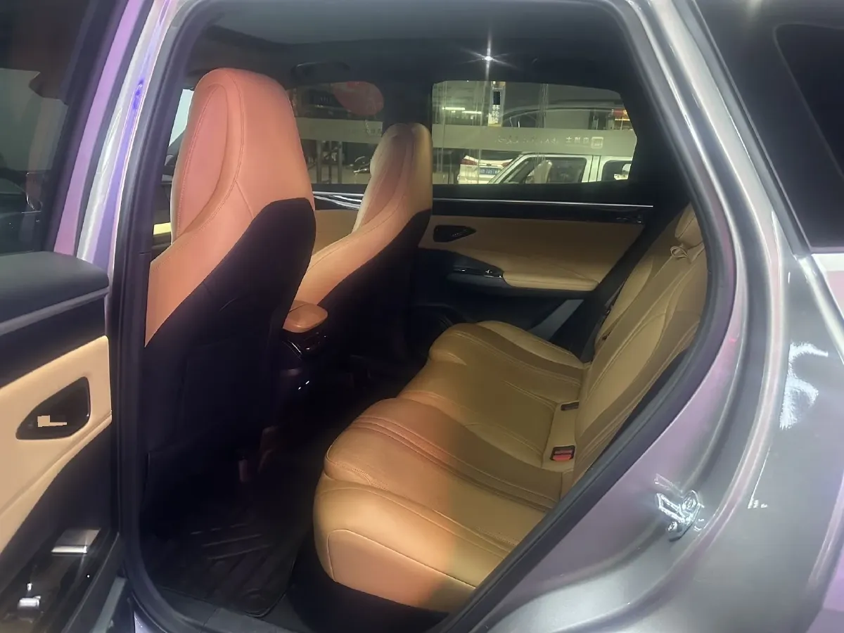 2024 Geely Galaxy L7 1.5T 163HP L4 3DHT PHEV 18.7KWH,autocango,china used car exporter,china ev exporter,chinese used car exporter,chinese used ev exporter