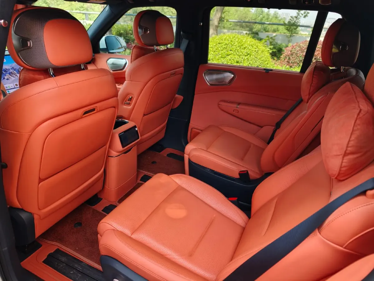 2025 LYNK&CO 900 1.5T 190HP L4 3DHT PHEV 43.3KWH,autocango,china used car exporter,china ev exporter,chinese used car exporter,chinese used ev exporter