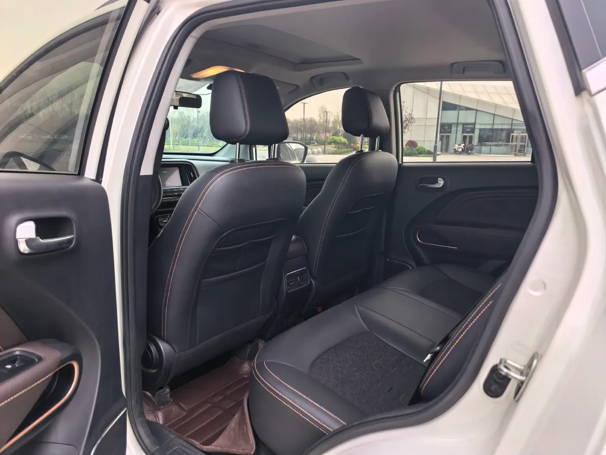 2019 GAC Trumpchi GS3 1.5T 163HP L3 7DCT,autocango,china used car exporter,china ev exporter,chinese used car exporter,chinese used ev exporter