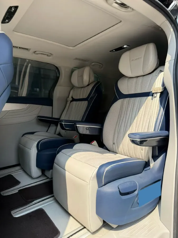 2022 Roewe iMAX8 2.0T 234HP L4 8AT,autocango,china used car exporter,china ev exporter,chinese used car exporter,chinese used ev exporter