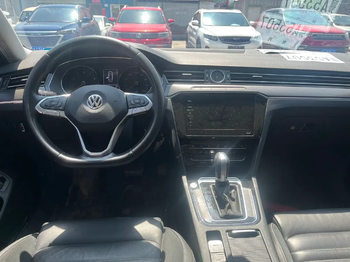 2020 Volkswagen Magotan 2.0T 186HP L4 7DCT,autocango,china used car exporter,china ev exporter,chinese used car exporter,chinese used ev exporter