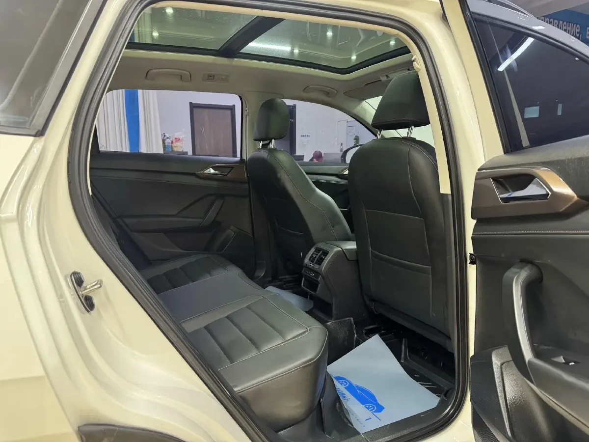 2022 Ford Transit 2.0T 202HP L4 6AT,autocango,china used car exporter,china ev exporter,chinese used car exporter,chinese used ev exporter