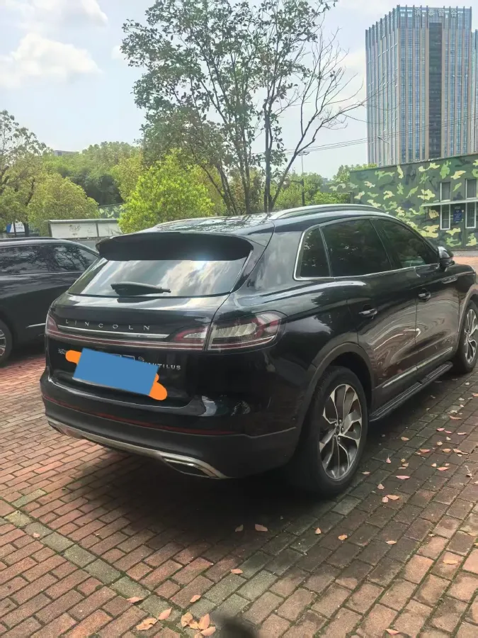 2021 Lincoln Nautilus 2.0T 245HP L4 8AT,autocango,china used car exporter,china ev exporter,chinese used car exporter,chinese used ev exporter