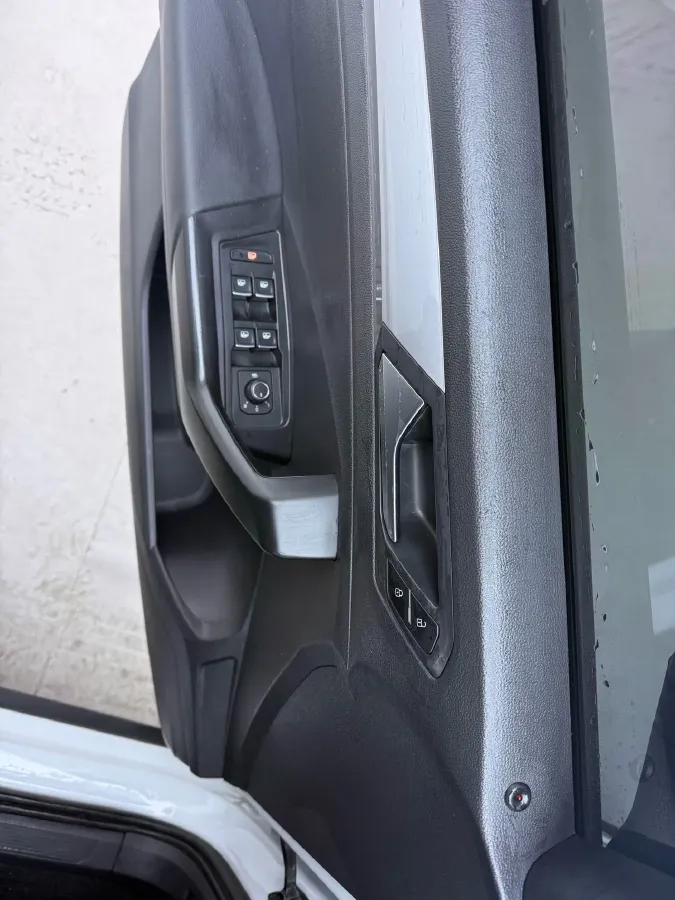 2021 Volkswagen T-Roc 1.4T 150HP L4 7DCT,autocango,china used car exporter,china ev exporter,chinese used car exporter,chinese used ev exporter