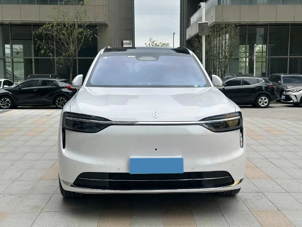 2026 AITO AITO M7 REEV 160HP REEV,autocango,china used car exporter,china ev exporter,chinese used car exporter,chinese used ev exporter