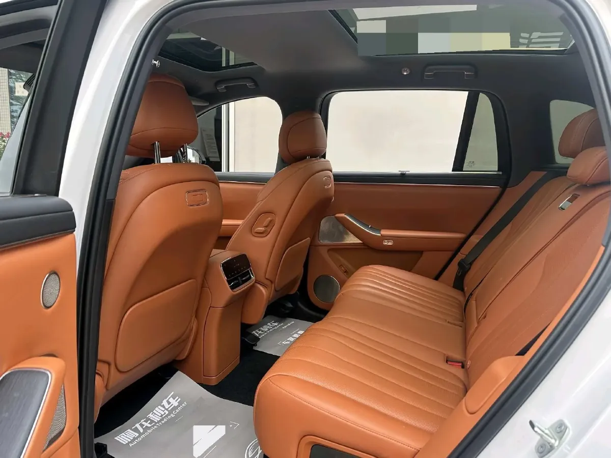 2026 AITO AITO M7 REEV 160HP REEV,autocango,china used car exporter,china ev exporter,chinese used car exporter,chinese used ev exporter