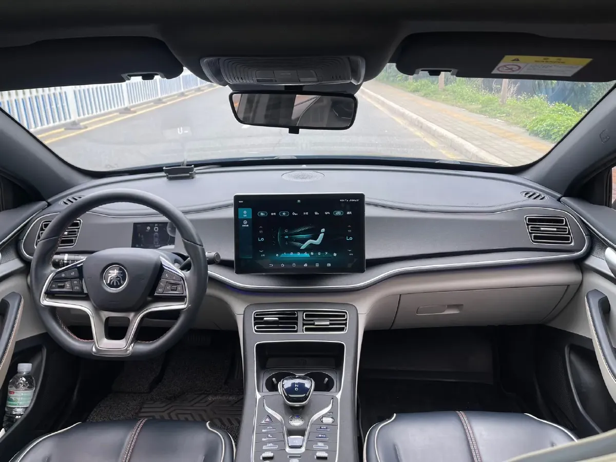 2022 ChangAn Oshan Z6 1.5T 170HP L4 6TCT PHEV 28.4KWH,autocango,china used car exporter,china ev exporter,chinese used car exporter,chinese used ev exporter