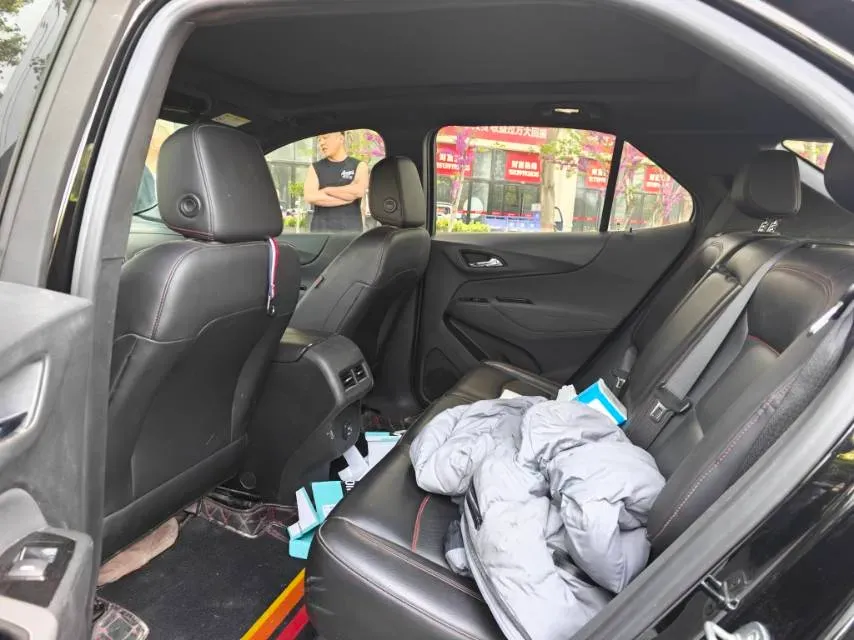 2021 Chevrolet Equinox 2.0T 237HP L4 9AT,autocango,china used car exporter,china ev exporter,chinese used car exporter,chinese used ev exporter