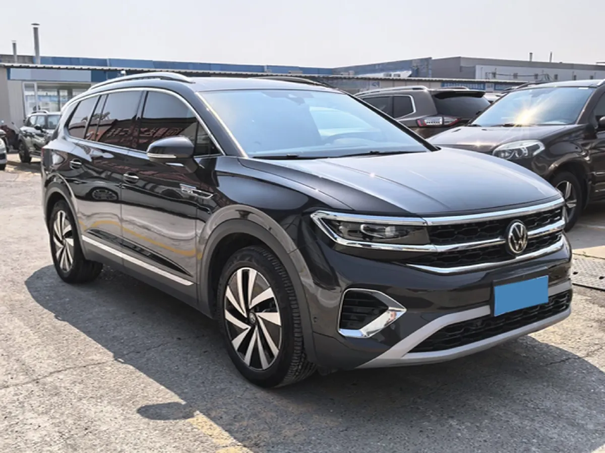 2021 Volkswagen Talagon 2.0T 220HP L4 7DCT,autocango,china used car exporter,china ev exporter,chinese used car exporter,chinese used ev exporter