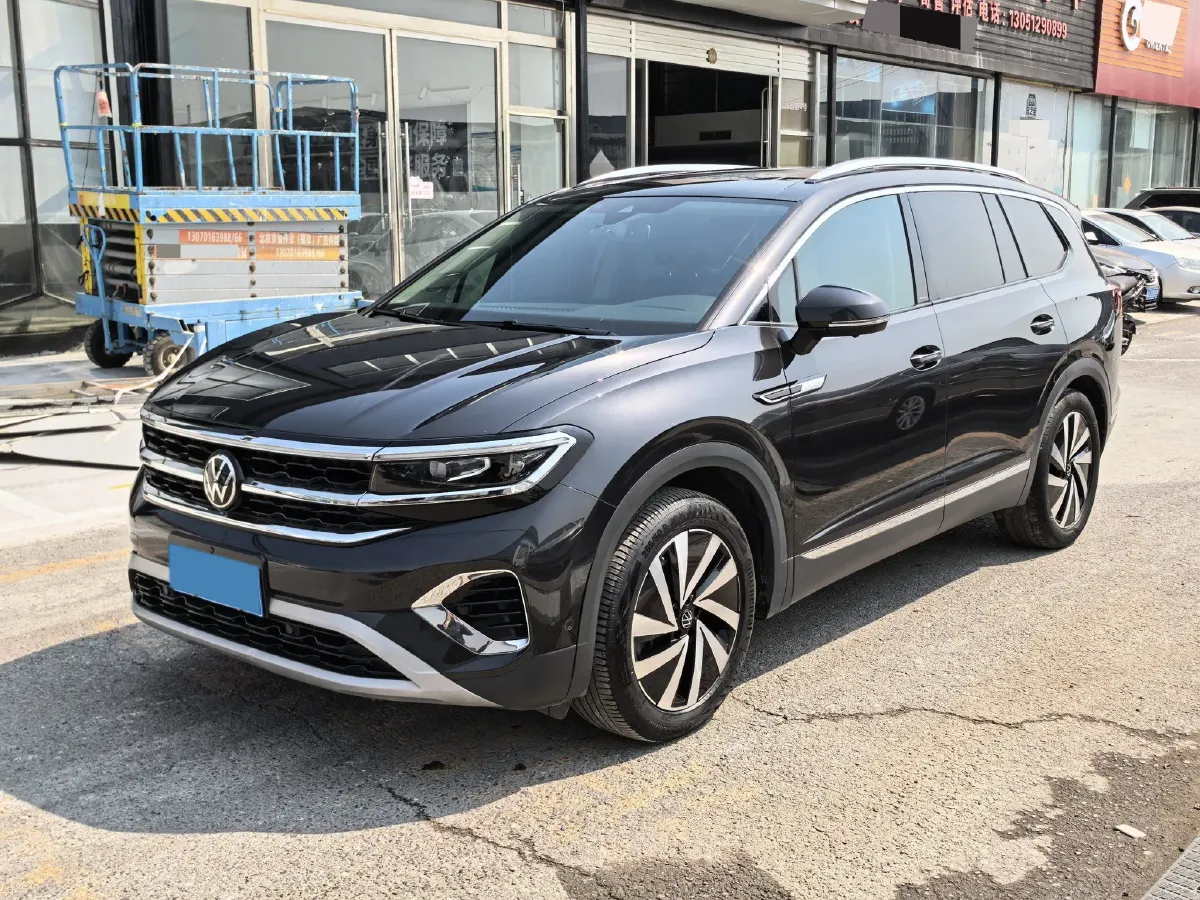 2021 Volkswagen Talagon 2.0T 220HP L4 7DCT,autocango,china used car exporter,china ev exporter,chinese used car exporter,chinese used ev exporter