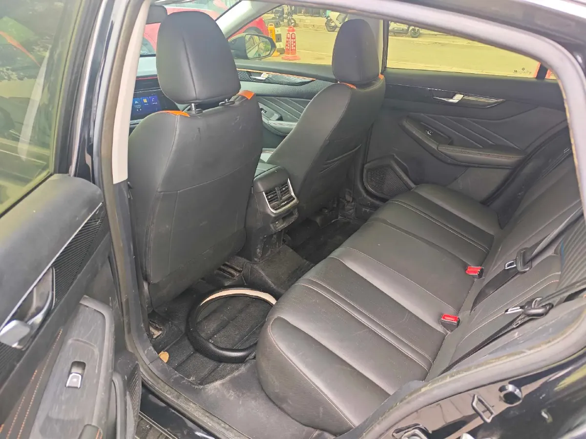 2023 DongFeng Aeolus YiXuan MAX 1.5T 190HP L4 7DCT,autocango,china used car exporter,china ev exporter,chinese used car exporter,chinese used ev exporter