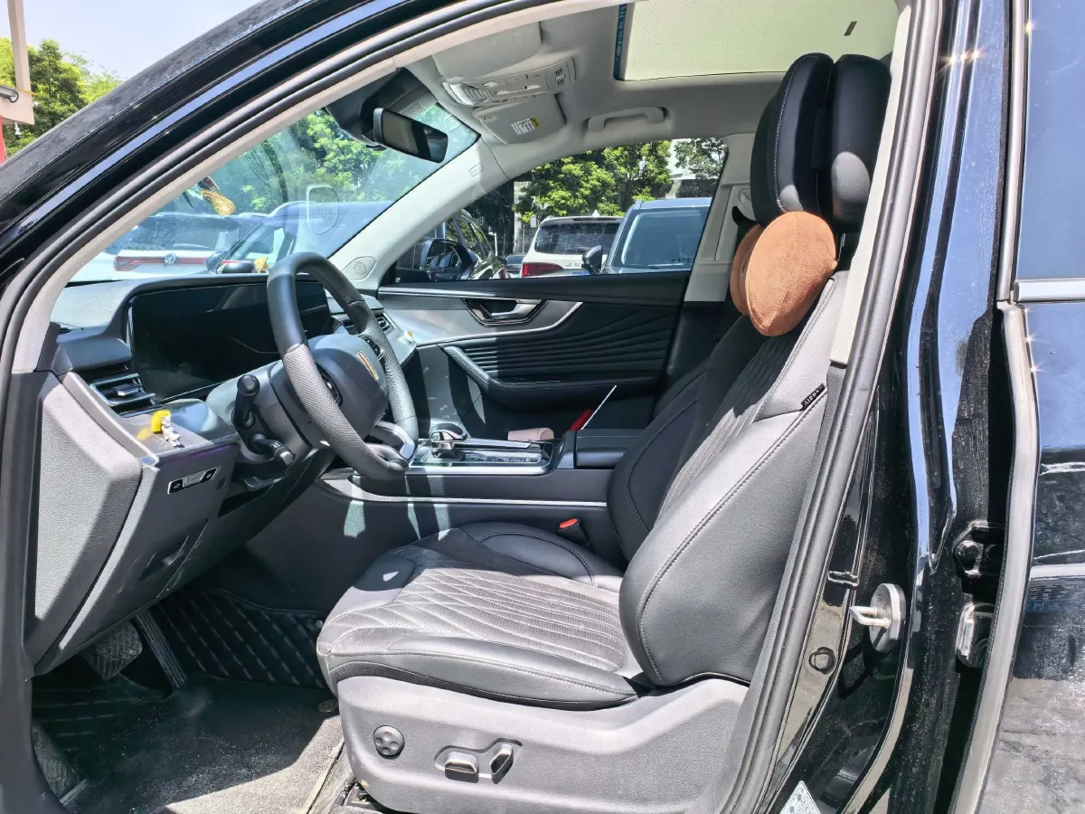 2023 HongQi HS5 2.0T 252HP L4 8AT,autocango,china used car exporter,china ev exporter,chinese used car exporter,chinese used ev exporter