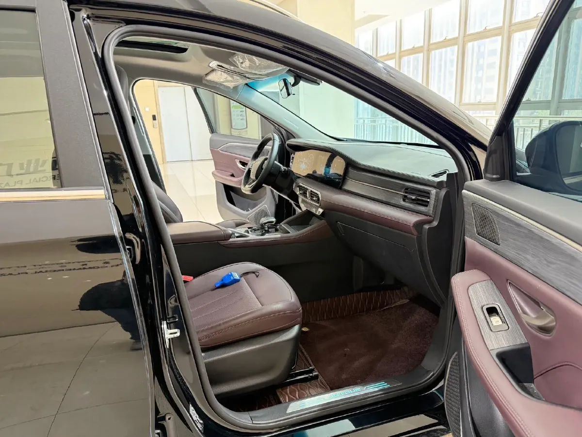 2024 Jetour X90 Plus 1.6T 197HP L4 7DCT,autocango,china used car exporter,china ev exporter,chinese used car exporter,chinese used ev exporter