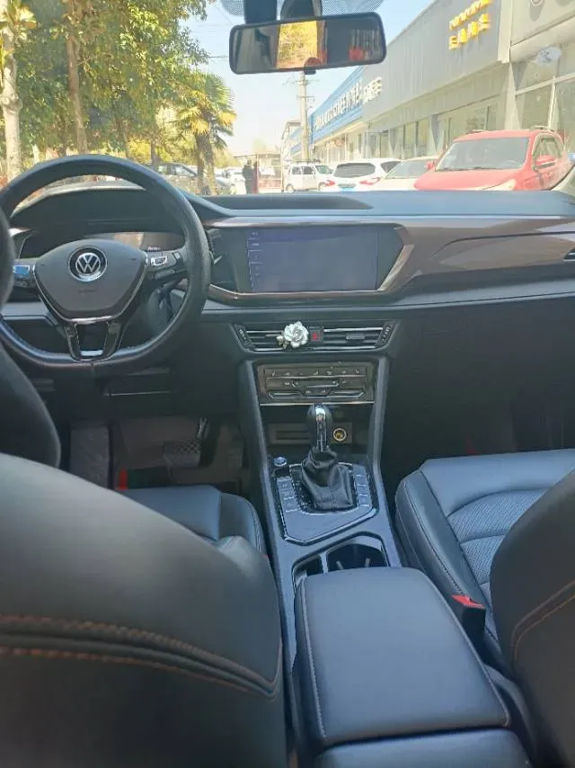 2022 Volkswagen Tharu 1.4T 150HP L4 7DCT,autocango,china used car exporter,china ev exporter,chinese used car exporter,chinese used ev exporter