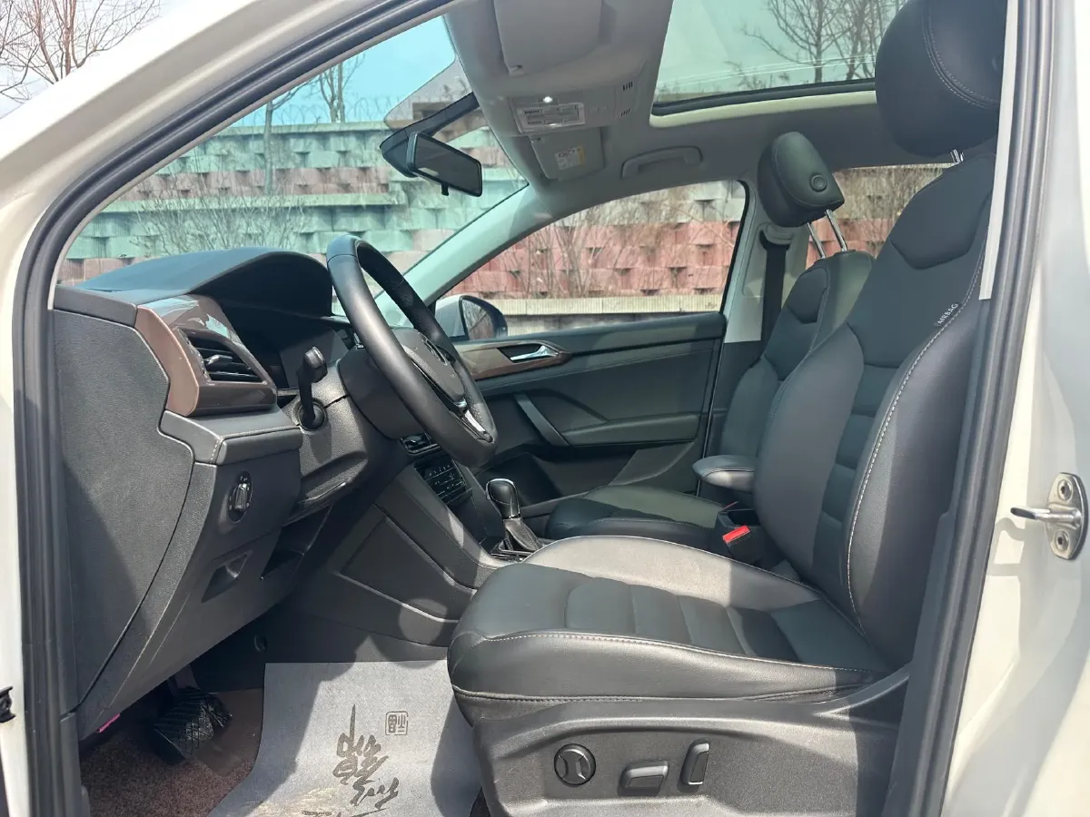 2022 Volkswagen Tharu 1.4T 150HP L4 7DCT,autocango,china used car exporter,china ev exporter,chinese used car exporter,chinese used ev exporter