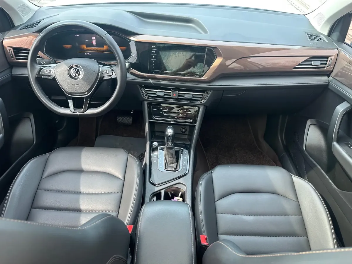 2022 Volkswagen Tharu 1.4T 150HP L4 7DCT,autocango,china used car exporter,china ev exporter,chinese used car exporter,chinese used ev exporter