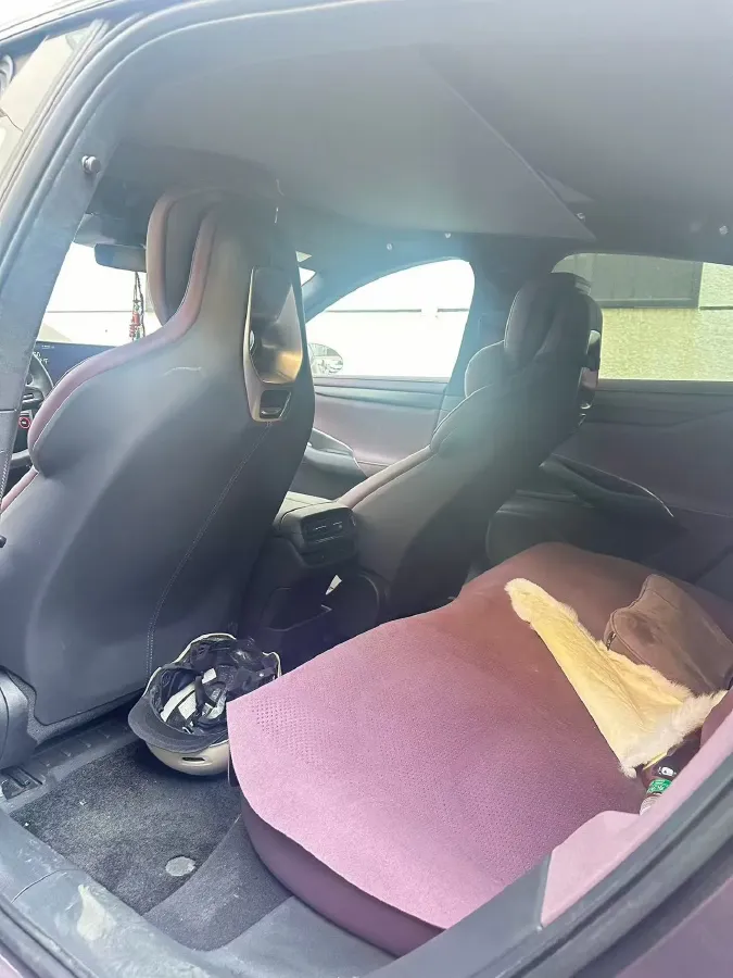 2024 MI SU7 BEV 101KWH,autocango,china used car exporter,china ev exporter,chinese used car exporter,chinese used ev exporter