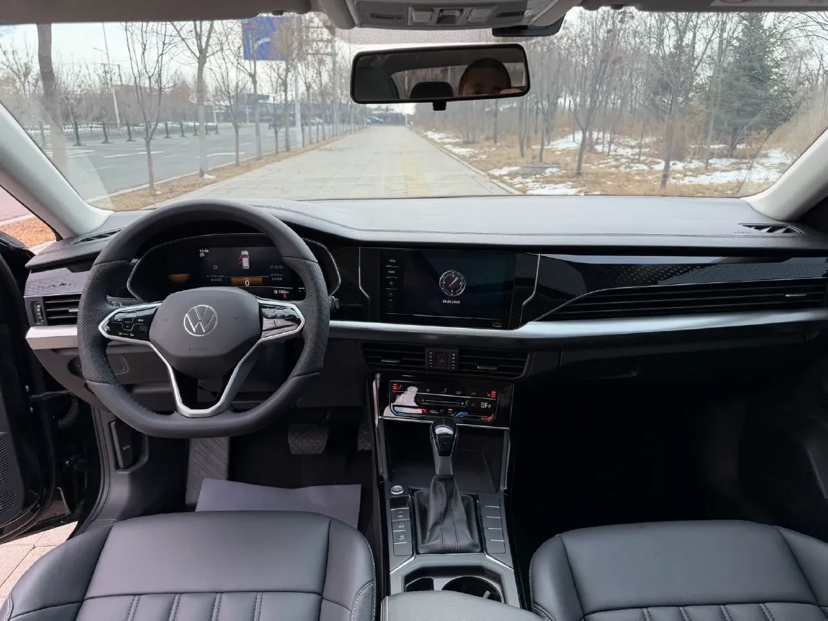 2022 Volkswagen Lamando 1.4T 150HP L4 7DCT,autocango,china used car exporter,china ev exporter,chinese used car exporter,chinese used ev exporter