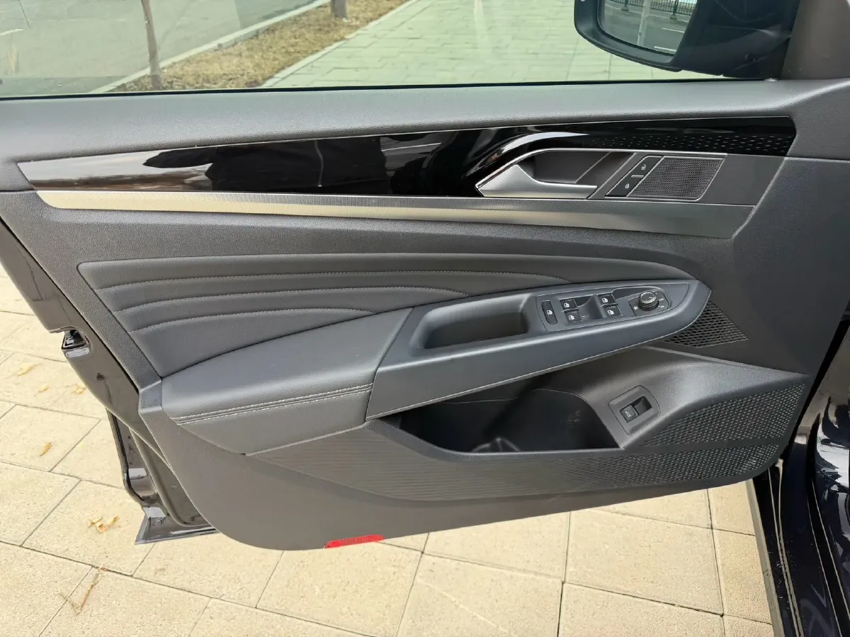 2022 Volkswagen Lamando 1.4T 150HP L4 7DCT,autocango,china used car exporter,china ev exporter,chinese used car exporter,chinese used ev exporter