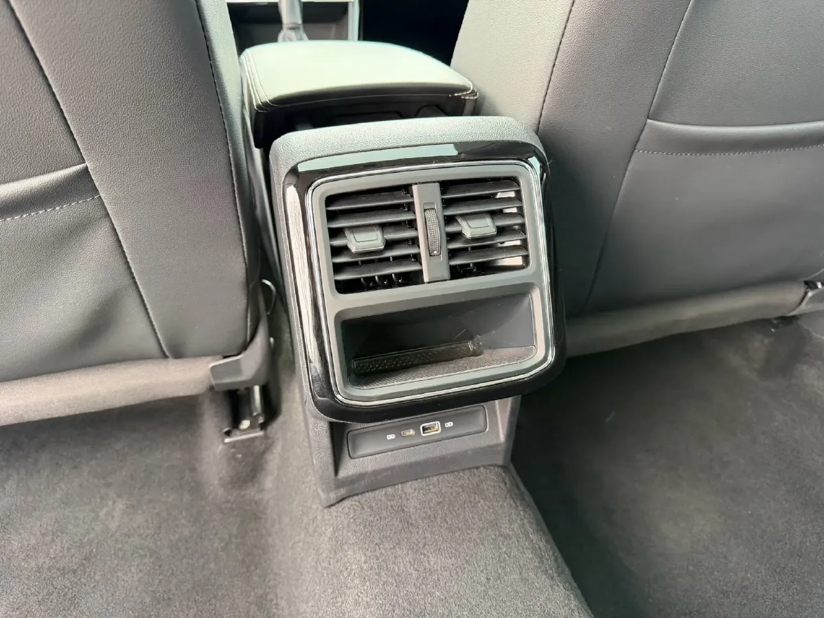 2022 Volkswagen Lamando 1.4T 150HP L4 7DCT,autocango,china used car exporter,china ev exporter,chinese used car exporter,chinese used ev exporter