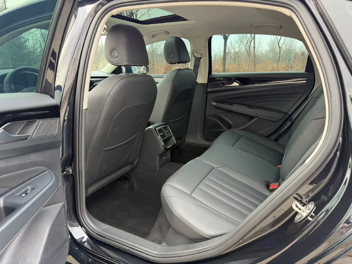 2022 Volkswagen Lamando 1.4T 150HP L4 7DCT,autocango,china used car exporter,china ev exporter,chinese used car exporter,chinese used ev exporter