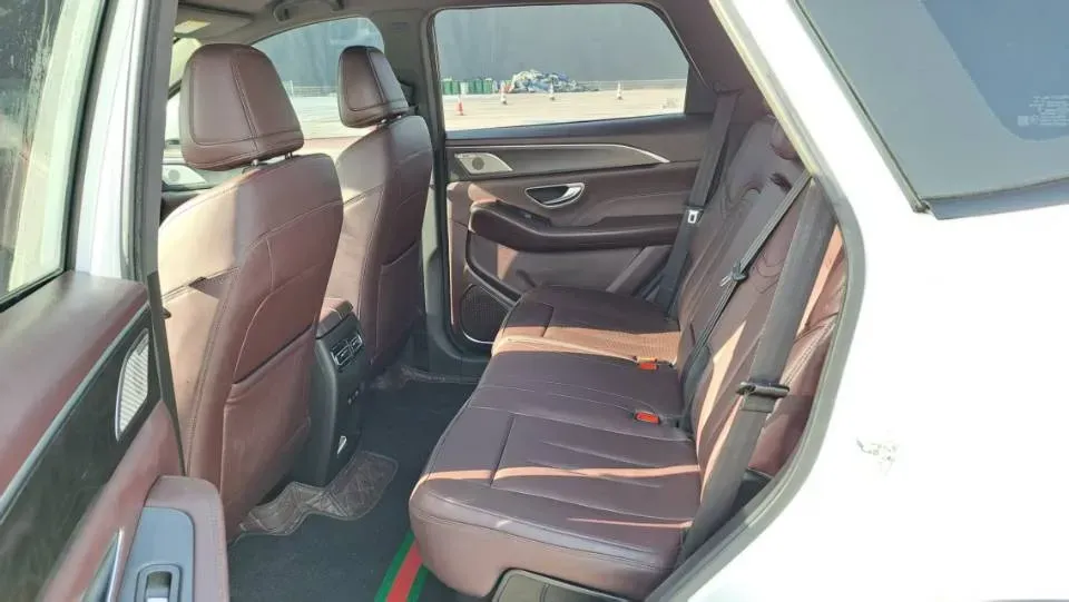 2022 Jetour X90 2.0T 254HP L4 7DCT,autocango,china used car exporter,china ev exporter,chinese used car exporter,chinese used ev exporter