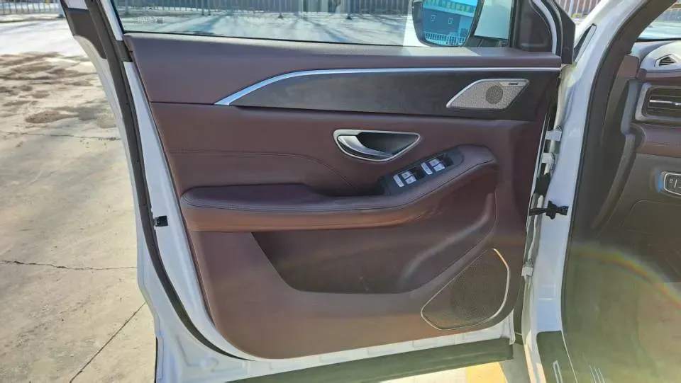 2022 Jetour X90 2.0T 254HP L4 7DCT,autocango,china used car exporter,china ev exporter,chinese used car exporter,chinese used ev exporter