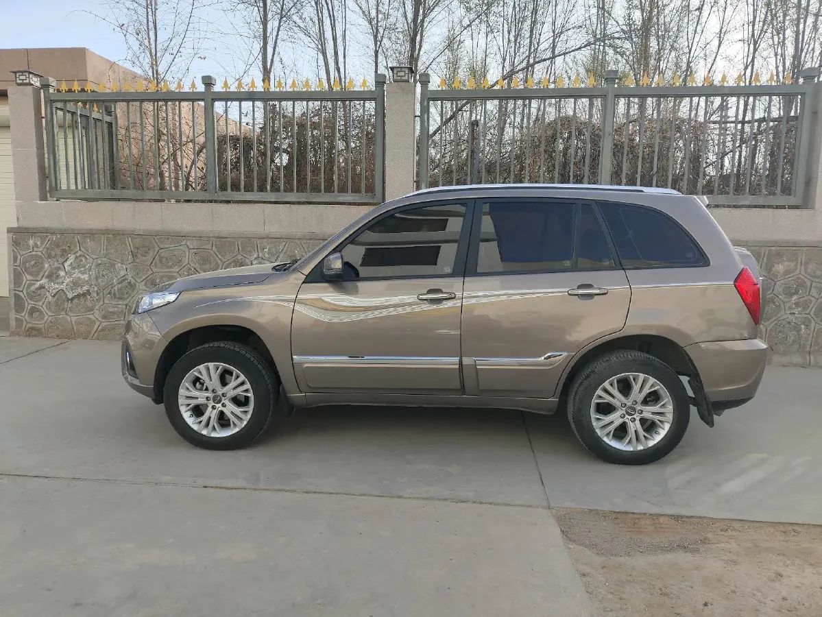 2018 Chery Tiggo 3 1.6L 126HP L4 5MT,autocango,china used car exporter,china ev exporter,chinese used car exporter,chinese used ev exporter