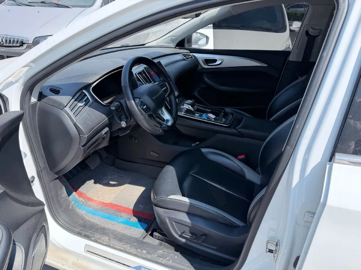 2020 Roewe i6 MAX 1.5T 169HP L4 AMT PHEV,autocango,china used car exporter,china ev exporter,chinese used car exporter,chinese used ev exporter