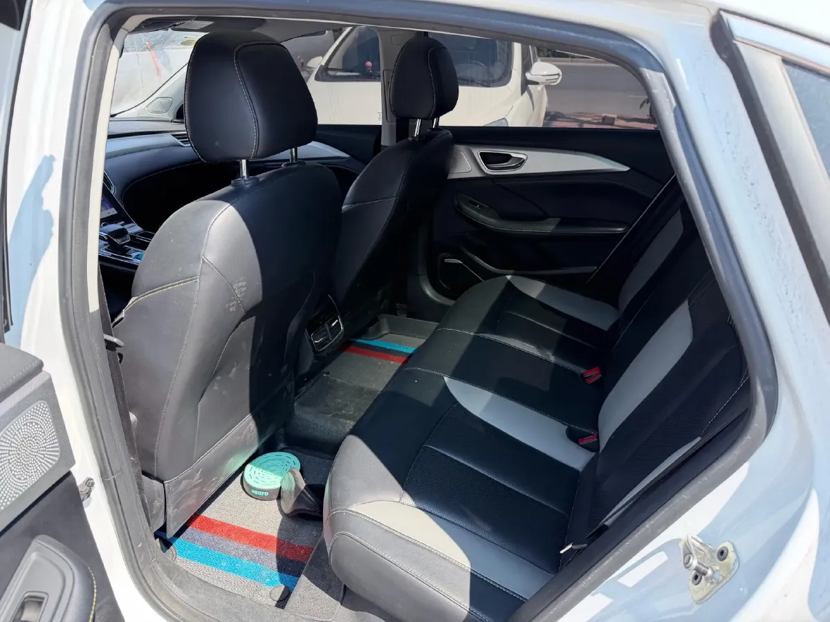 2020 Roewe i6 MAX 1.5T 169HP L4 AMT PHEV,autocango,china used car exporter,china ev exporter,chinese used car exporter,chinese used ev exporter